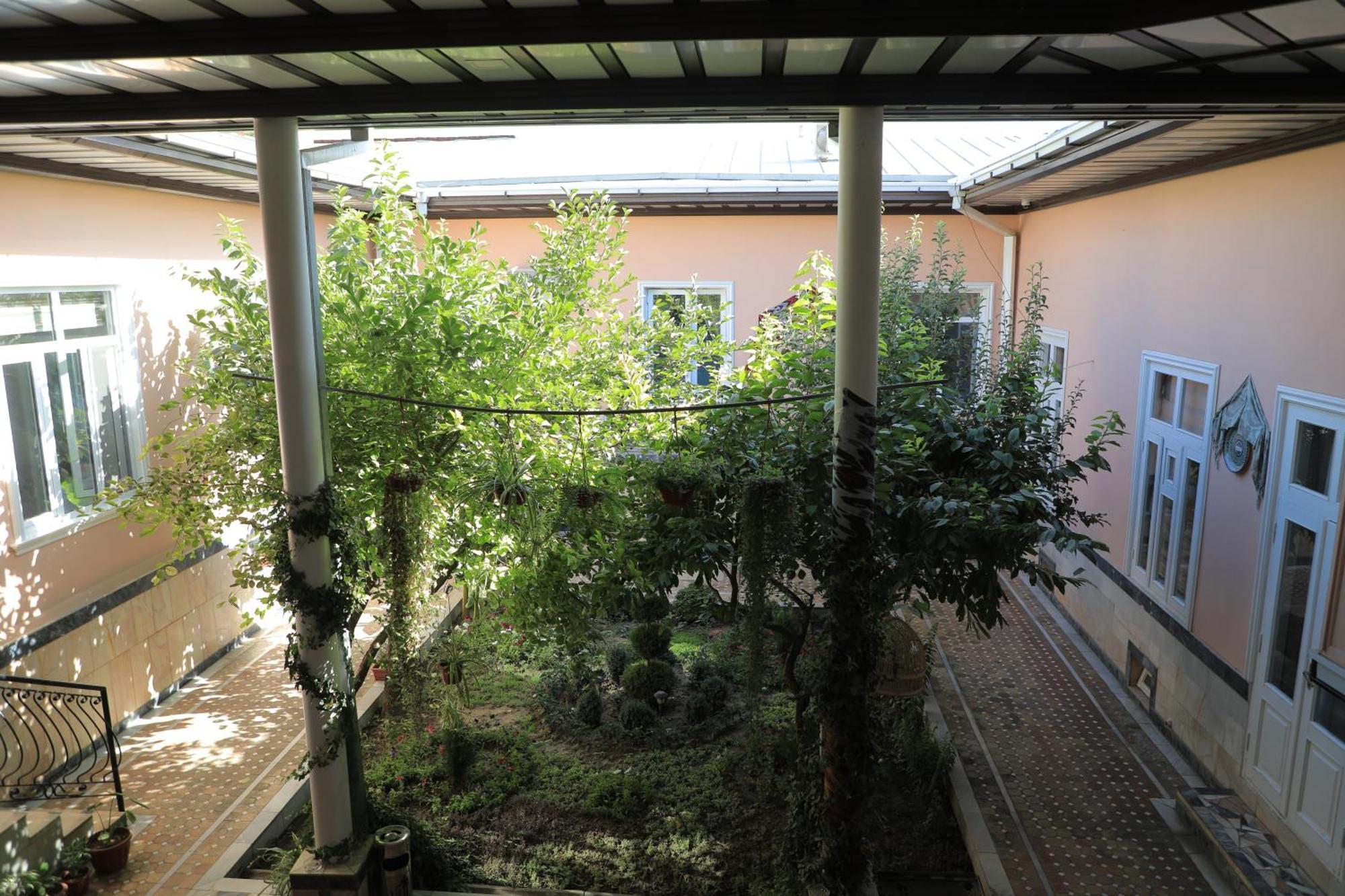Nursultan Grand Guest House Samarkand Exterior photo